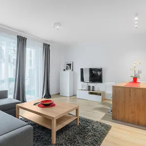 Apartment Homely Place Blisko Starego Rynku - Parking Poznan